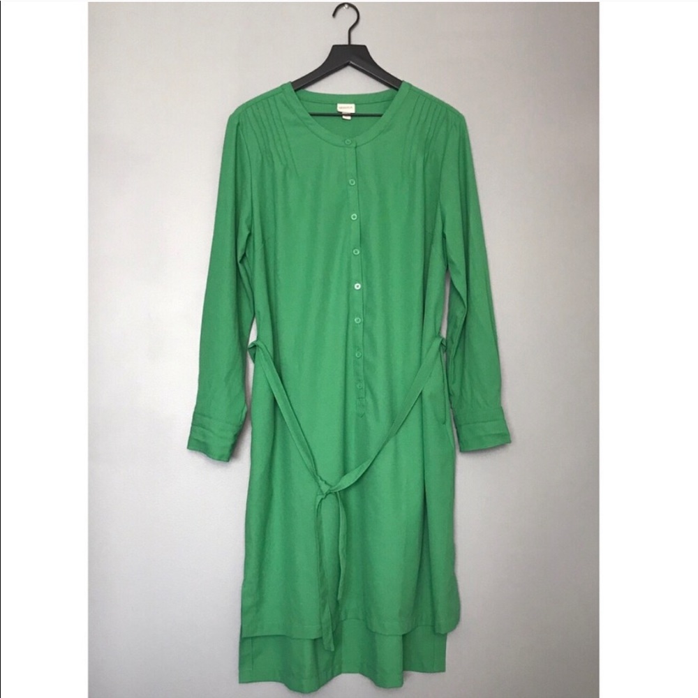 Green shirt dress